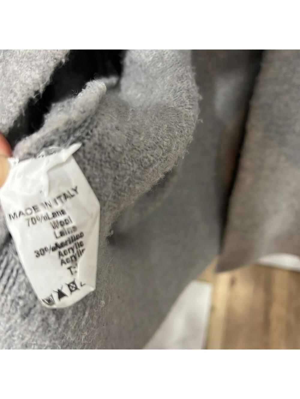 Brandy Melville Kennedy Gray Soft Wool Knit Cardigan Coat OSFM - Picture 9 of 9